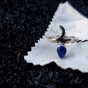 Vintage sterling silver and lapis lazuli ring - size 7.25